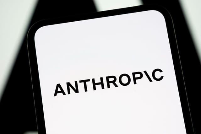 Anthropic最强AI引发华尔街紧急闭门会，手握“解药”的摩根大通为何缺席？