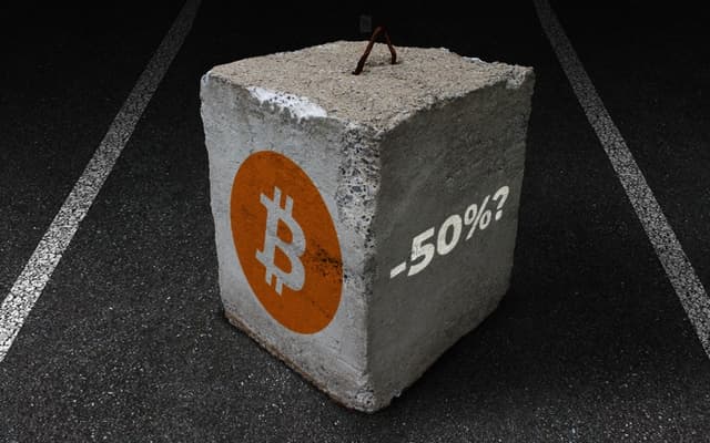 市场崩盘前，天量比特币曾流入交易所？
