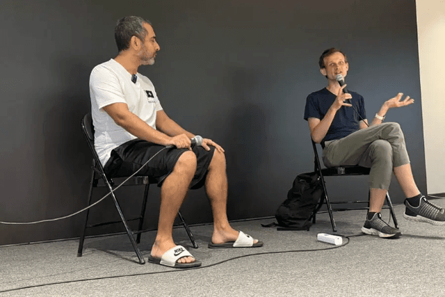 Vitalik与Balaji的十大预测：加密、AI与未来秩序