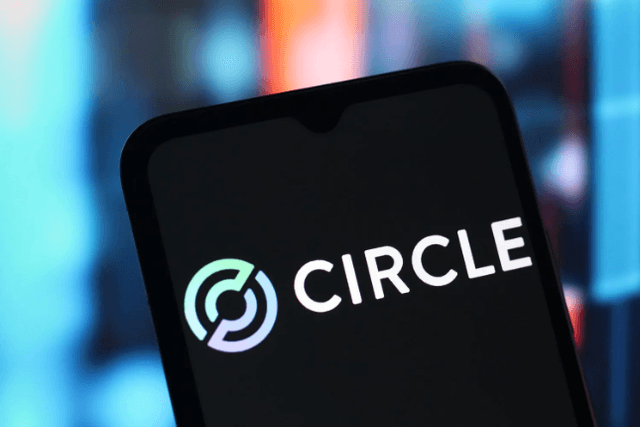 ARK狂赚9600万美元后出货，现在能做空Circle了吗？