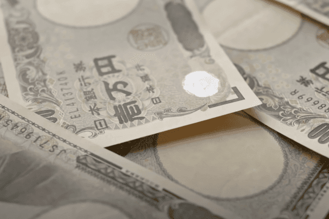 日元贬值触发通胀警报:日本央行加息节奏或被迫前置
