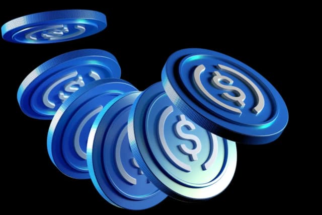 年入27亿却净亏,Circle其实在给Coinbase「打工」?