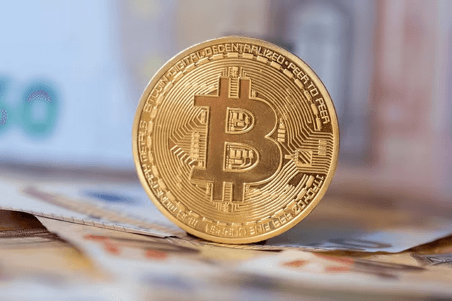 钱都去了债券和IPO,币圈只剩HYPE在涨