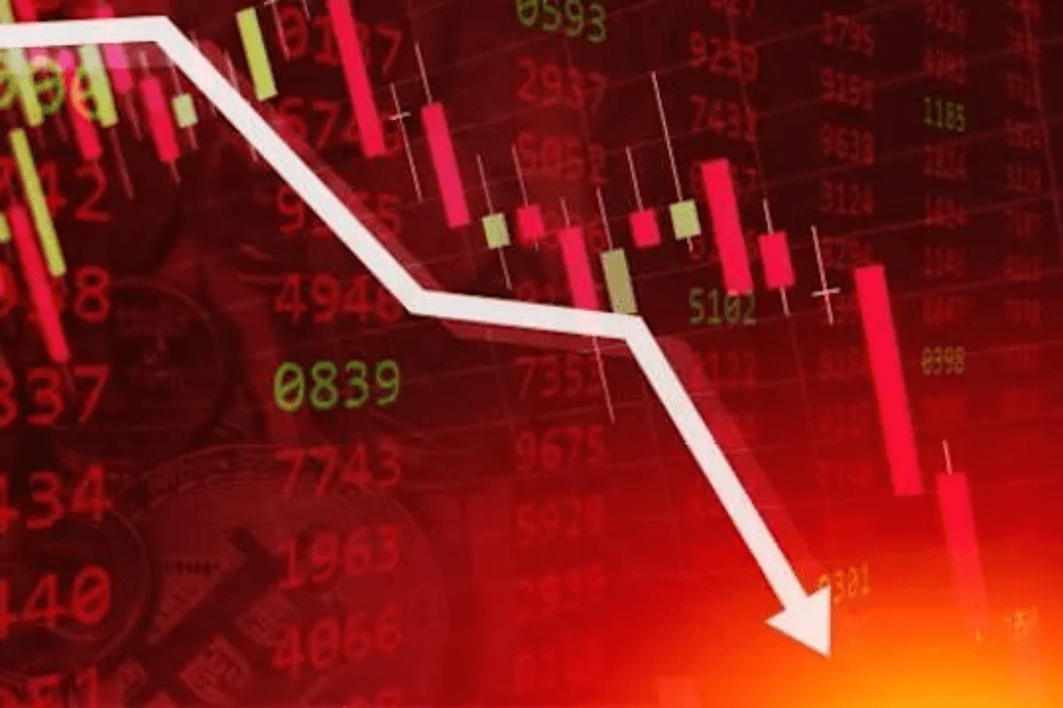 AI development slows, chip stocks under pressure, Bitcoin falls below $77,000