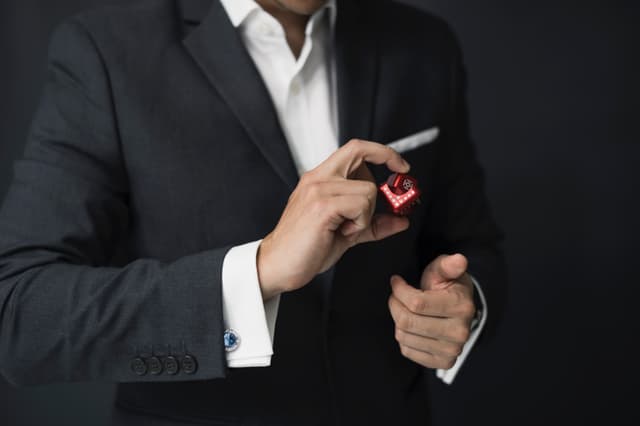 稳定币市值破百亿,让数据告诉你谁在使用它?
