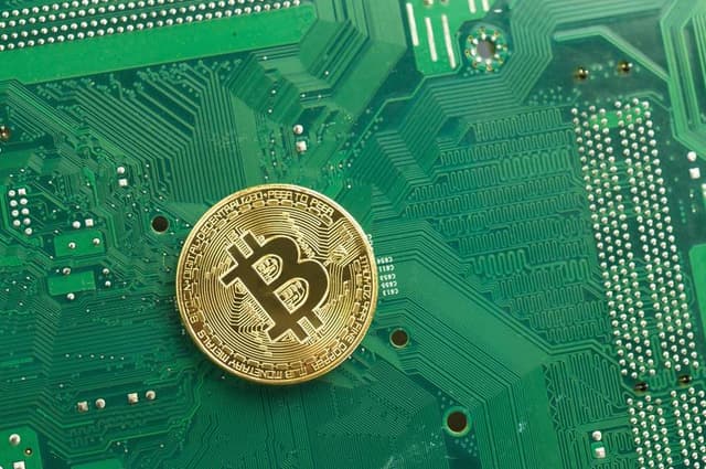 福布斯董事长:未来稳定币的表现将优于投机性加密货币,比特币应继续开发